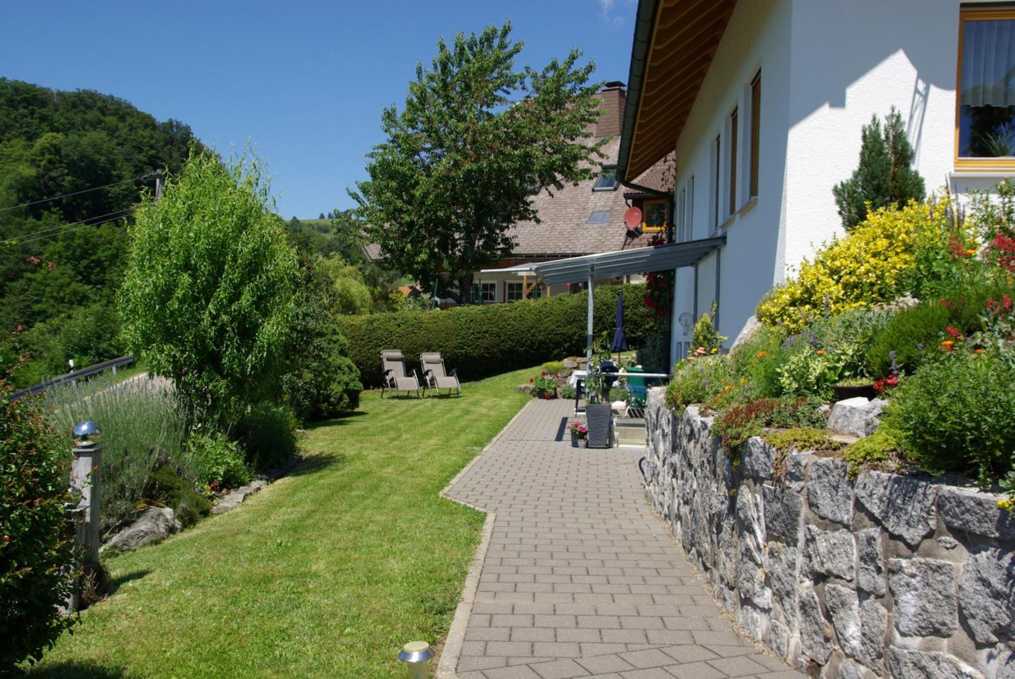 דירות Schonenberg Haus Foehrenbach מראה חיצוני תמונה