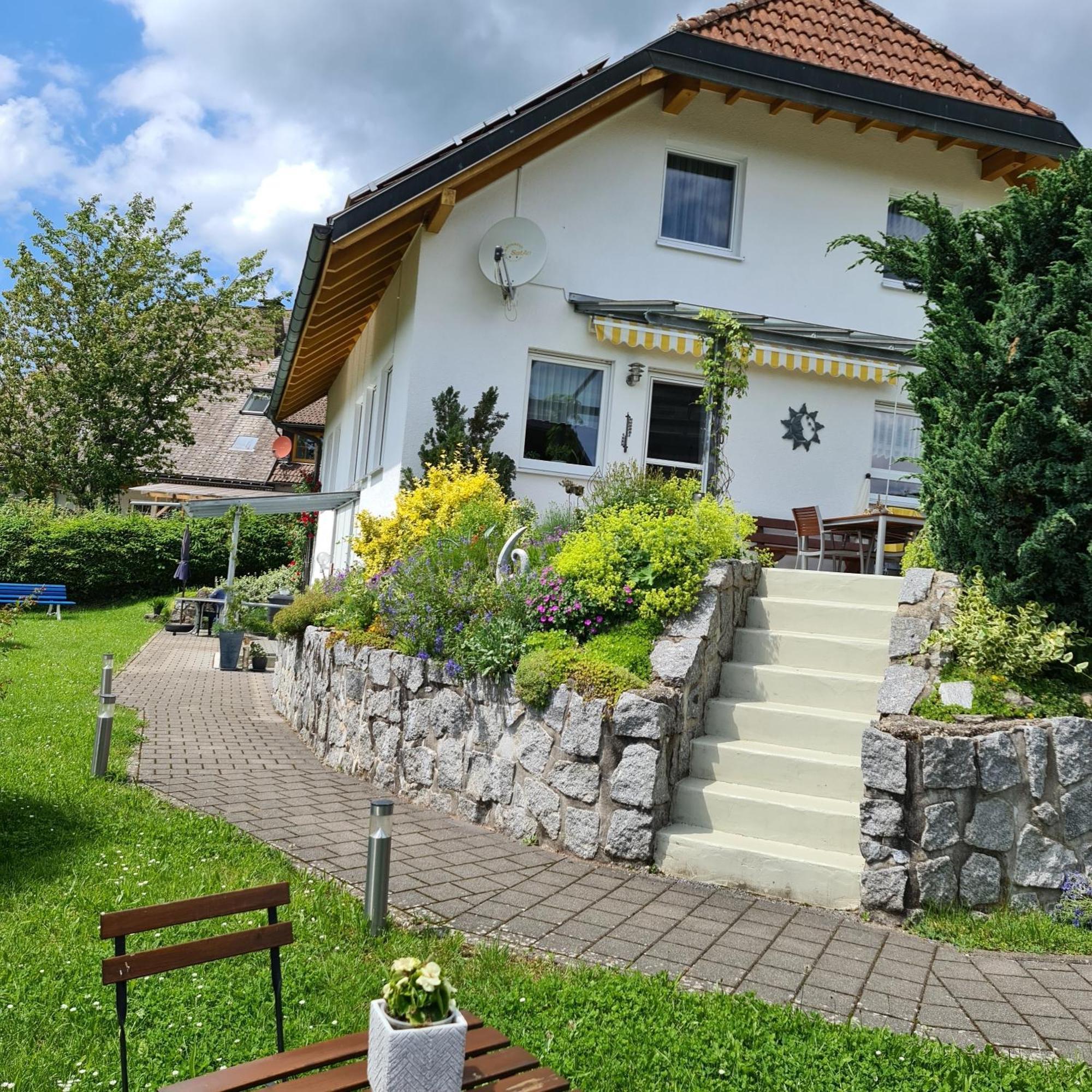 דירות Schonenberg Haus Foehrenbach מראה חיצוני תמונה